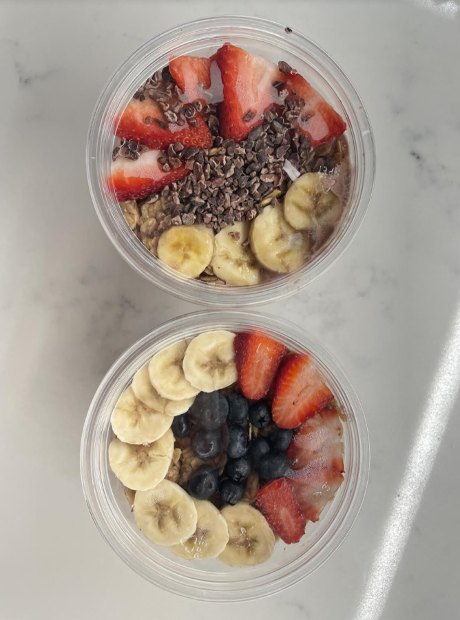 The Mamaka Bowl and Maui Bowl are delicious. Photo by Audra Thomas 25