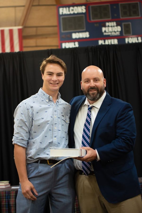 Last year, Aiden Meeker '22 received an Origami book as a part of his award from Matuni.