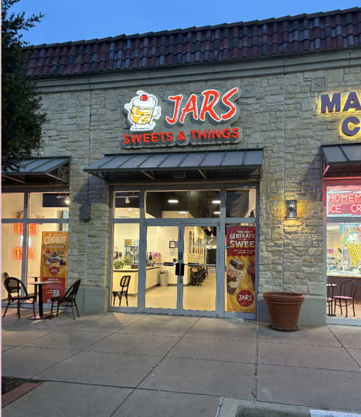 Jars storefront next to Marble slab and Starbucks.