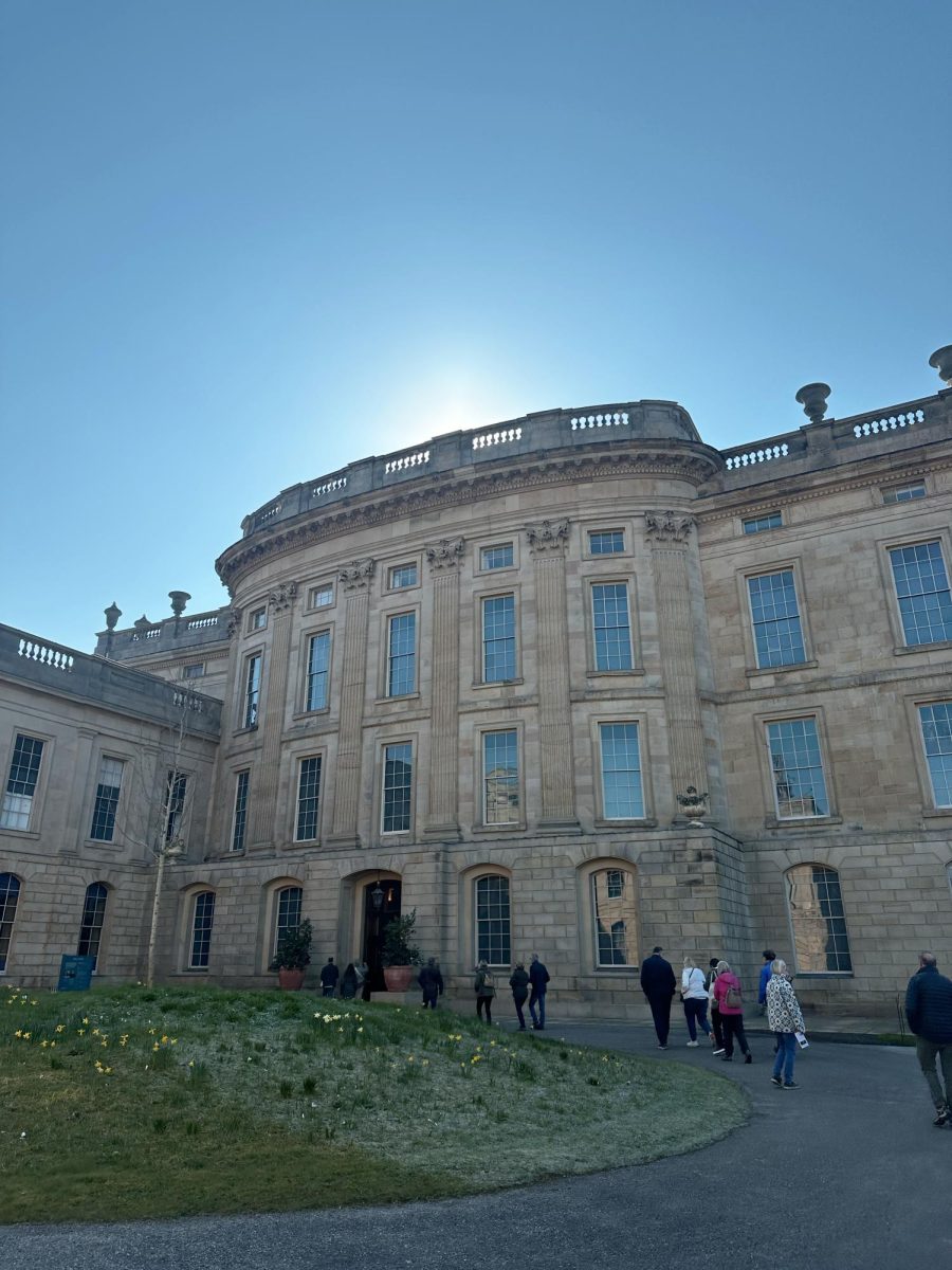 Walking into the entrance to the main house in Chatsworth Manor.